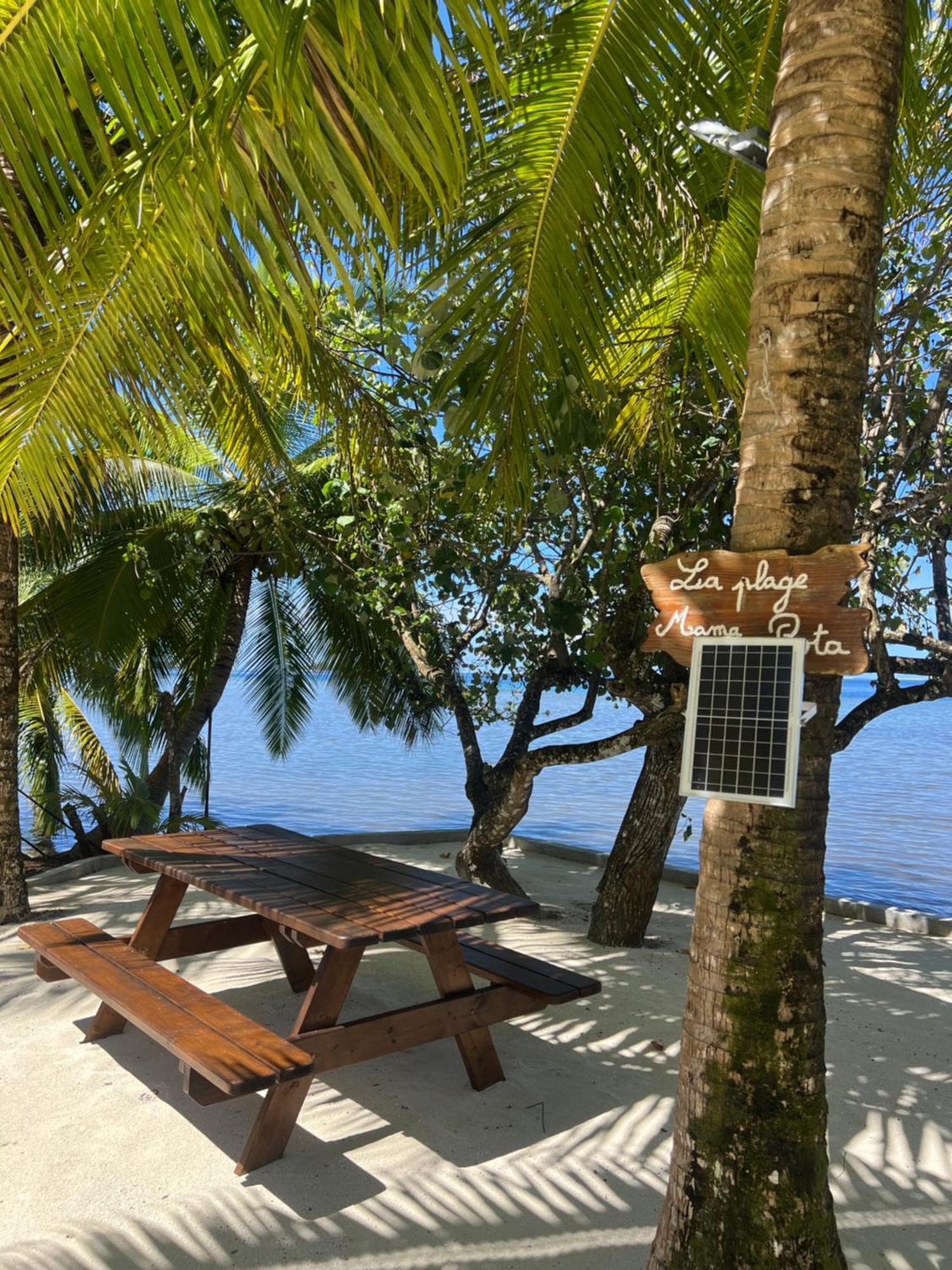 Fare Mama Rota - Au Bord De L'Ocean Villa Taputapuapea Eksteriør billede